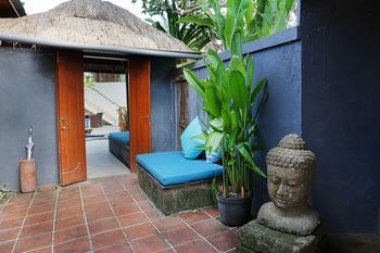 Bali Akasadua Villa Seminyak (Bali)